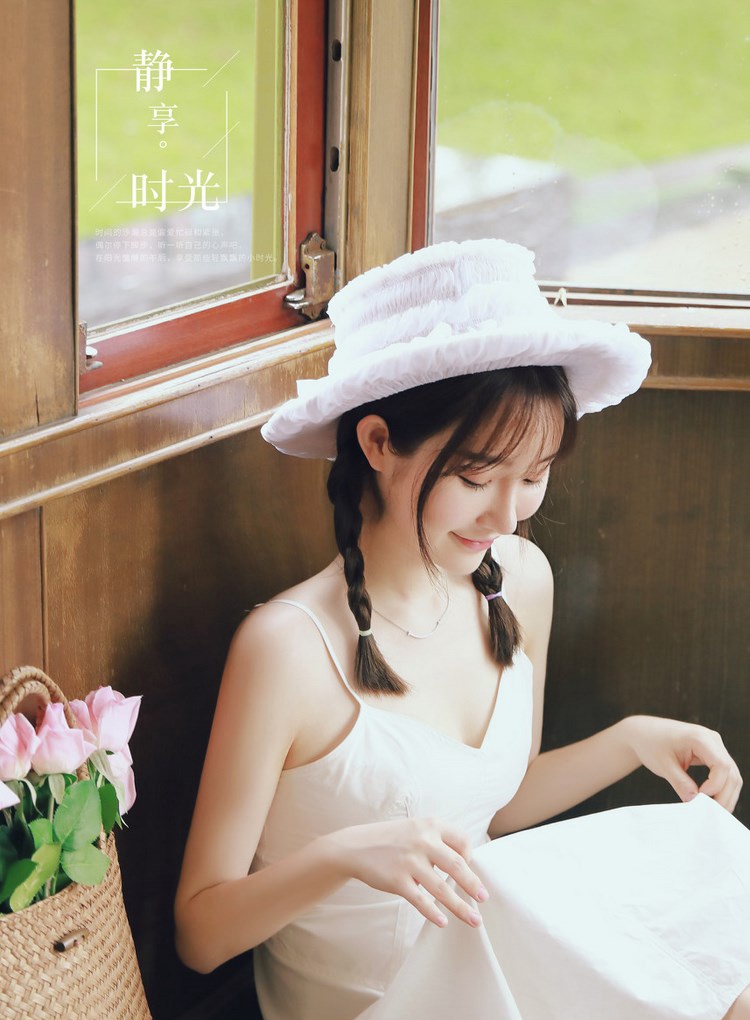 御姐美女极致惹火春光无限性感写真