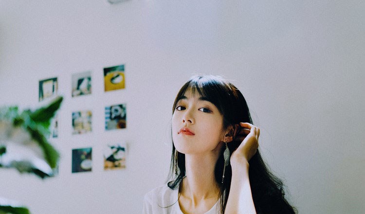 御姐美女极致惹火春光无限性感写真