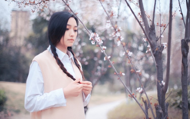 沟沟美女露儿超短裙诱惑诱人的身材亚洲风情无码亚洲免费