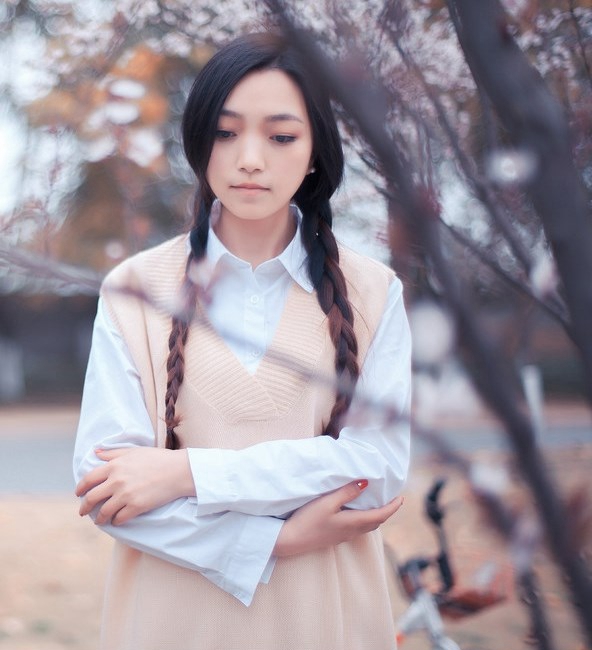 沟沟美女露儿超短裙诱惑诱人的身材亚洲风情无码亚洲免费