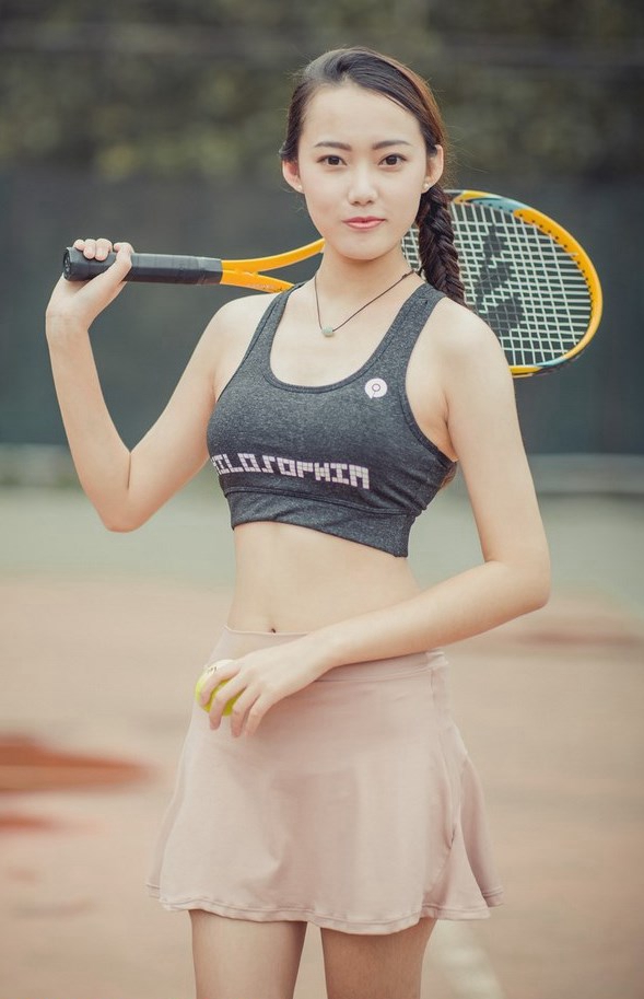 沟沟美女露儿超短裙诱惑诱人的身材亚洲风情无码亚洲免费