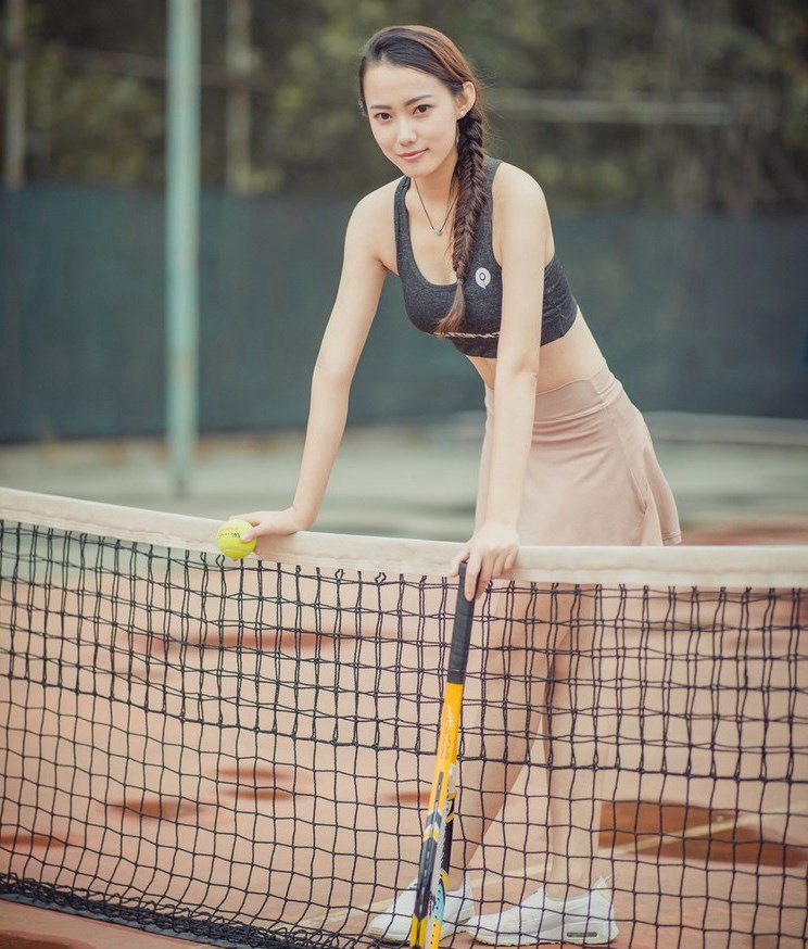 沟沟美女露儿超短裙诱惑诱人的身材亚洲风情无码亚洲免费