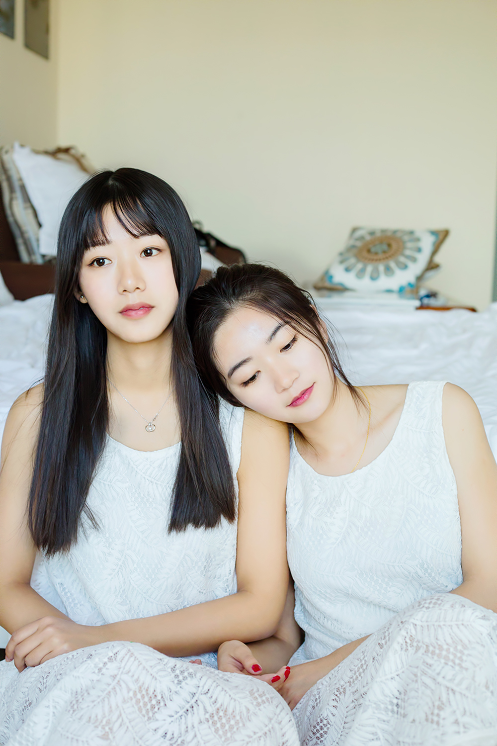 极品嫩模周于希学生装黑丝袜直男控福利摄影