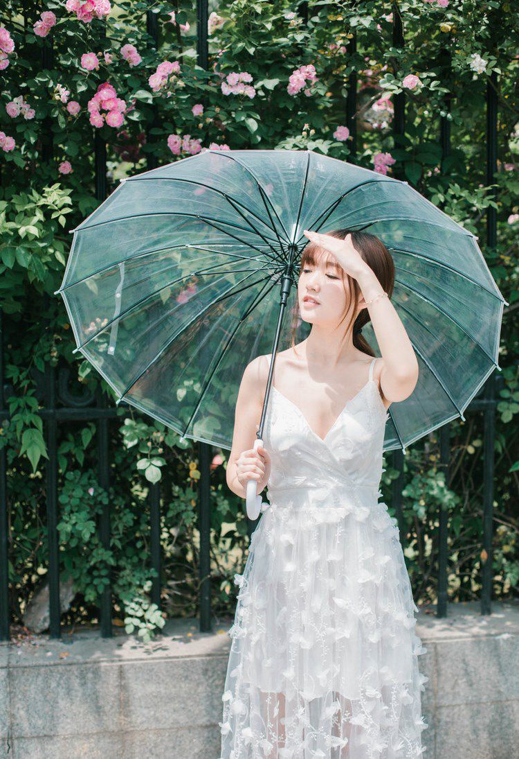 小蛮腰长腿丝袜美女皮裤超短