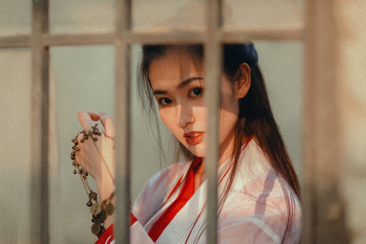 古装美女紫霞仙子女神户外小清新甜美笑容图片