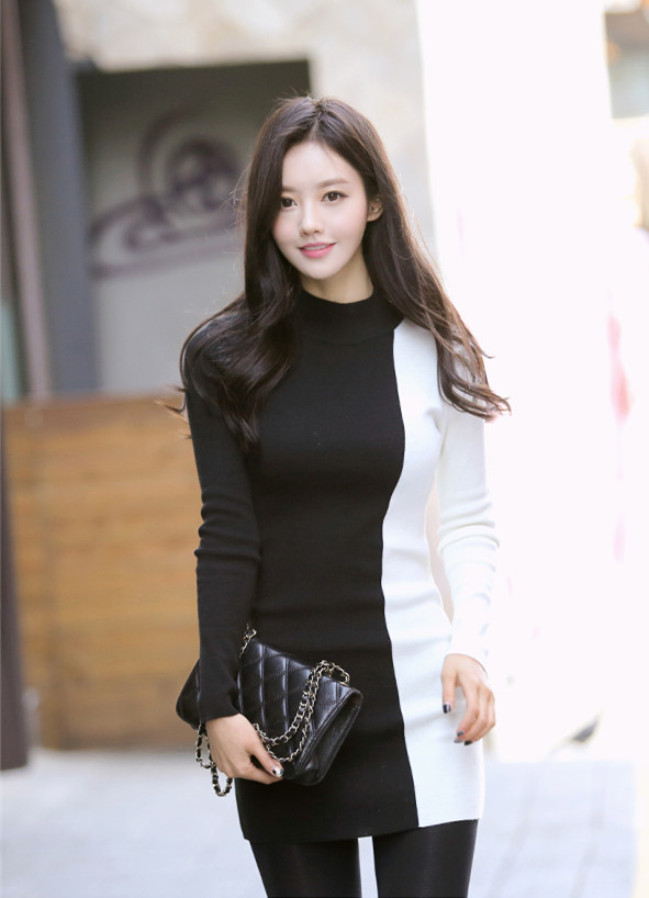 街拍性感身材白皙靓丽女神