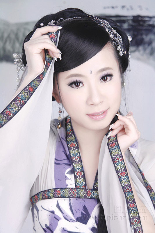 水墨古装美女图片 清净唯美