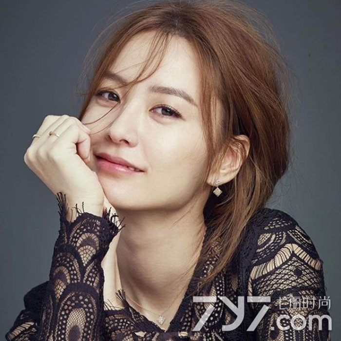 韩国氧气美女郑有美时尚写真 尽显清新脱俗