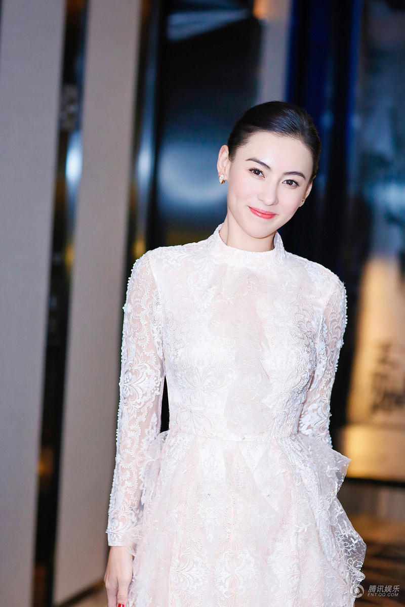 张柏芝穿飘逸仙女裙 美艳撩人心