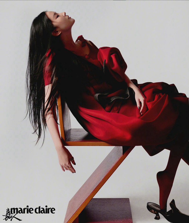 刘亦菲无袖针织背心大片又欲又飒