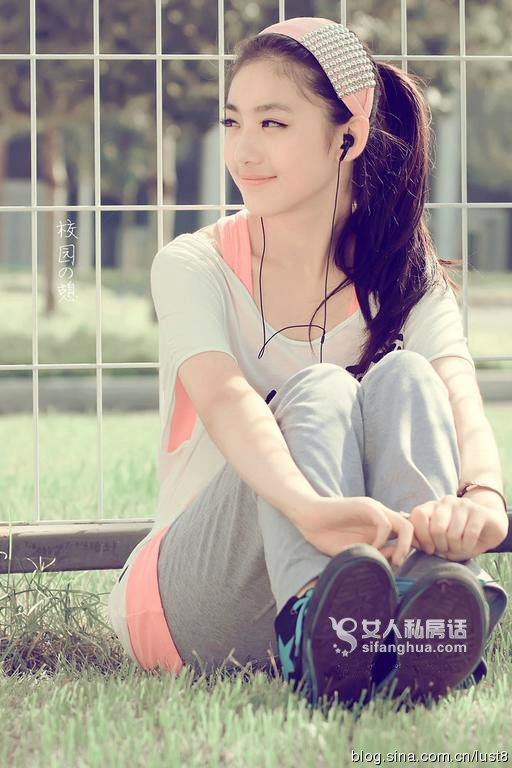 浪荡美女私房吊带黑丝袜风骚气质诱惑写真