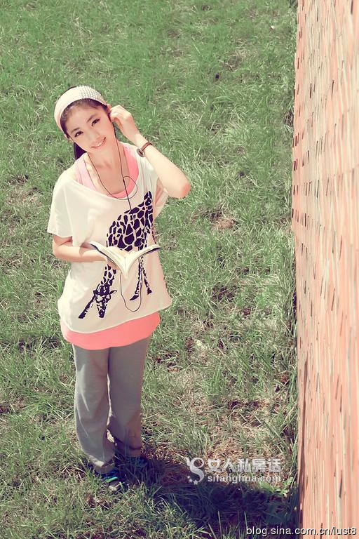 浪荡美女私房吊带黑丝袜风骚气质诱惑写真