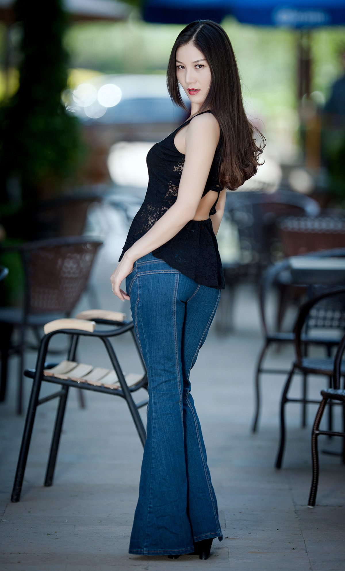 浪荡美女私房吊带黑丝袜风骚气质诱惑写真