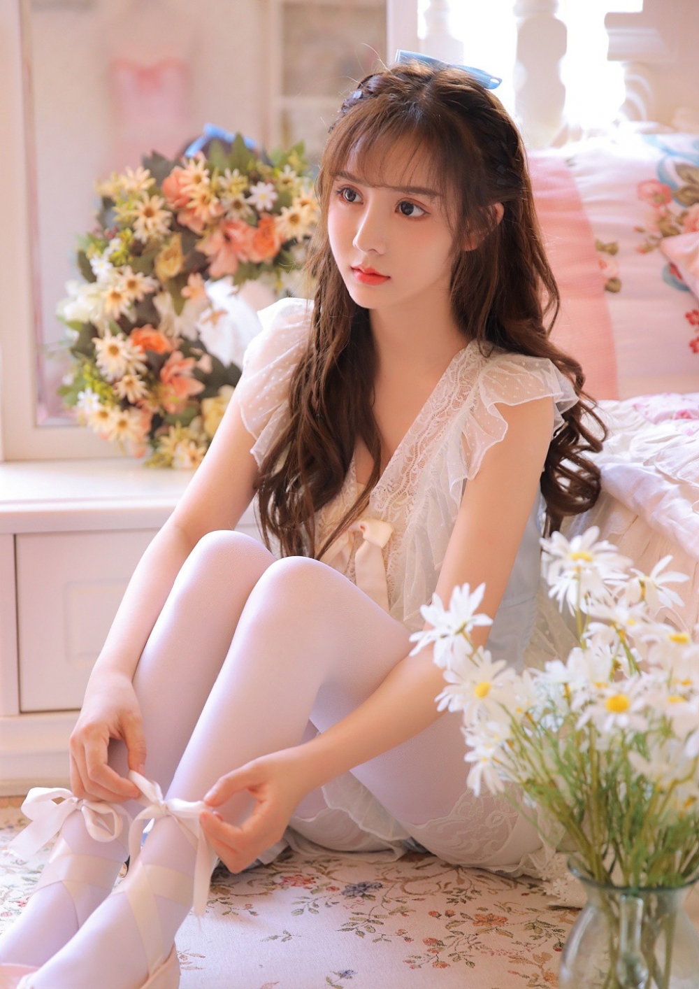 清纯气质女神浪漫甜美白丝诱惑漂亮养眼性感写真