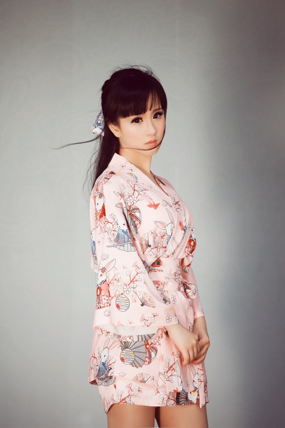 瓜子小鼻子小脸刘海古装美女