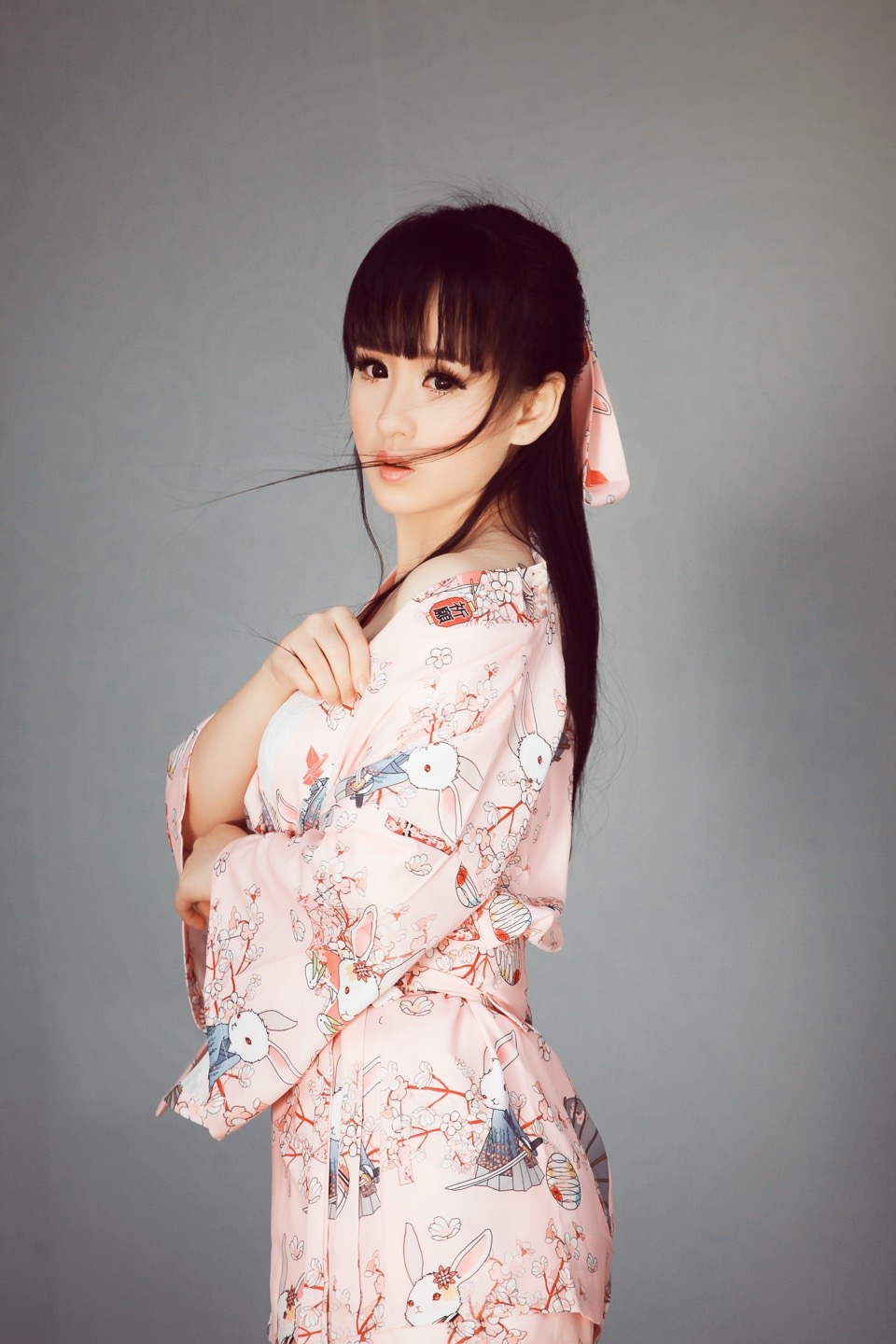 瓜子小鼻子小脸刘海古装美女