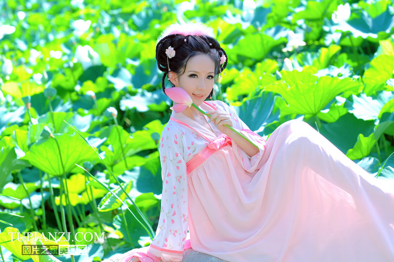 唯美古典美女优雅写真