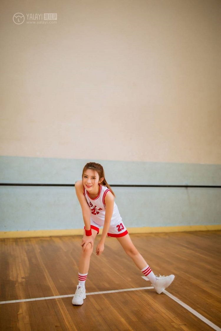 校园体育生运动少女阳光性感娇躯天然素人诱惑写真