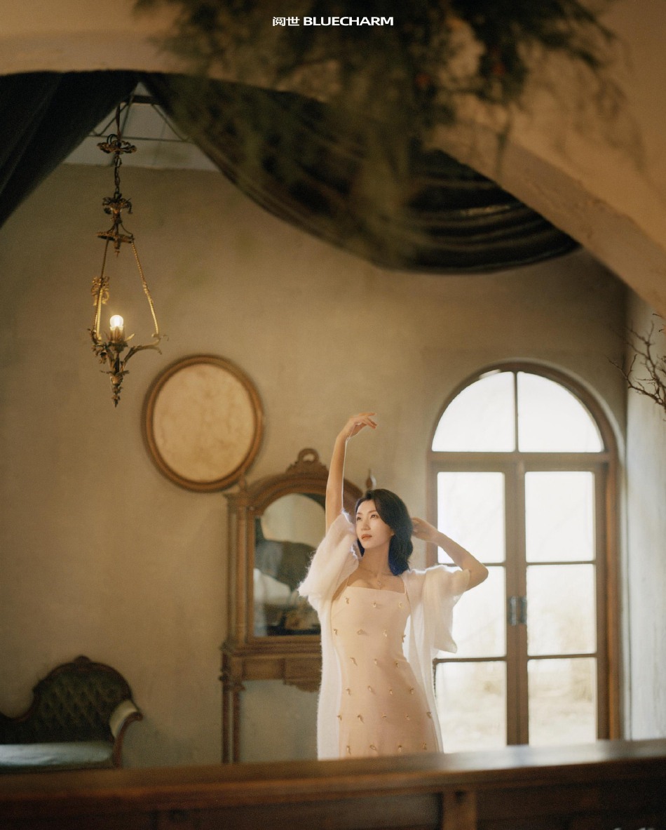 陈好时尚造型百变风格杂志写真