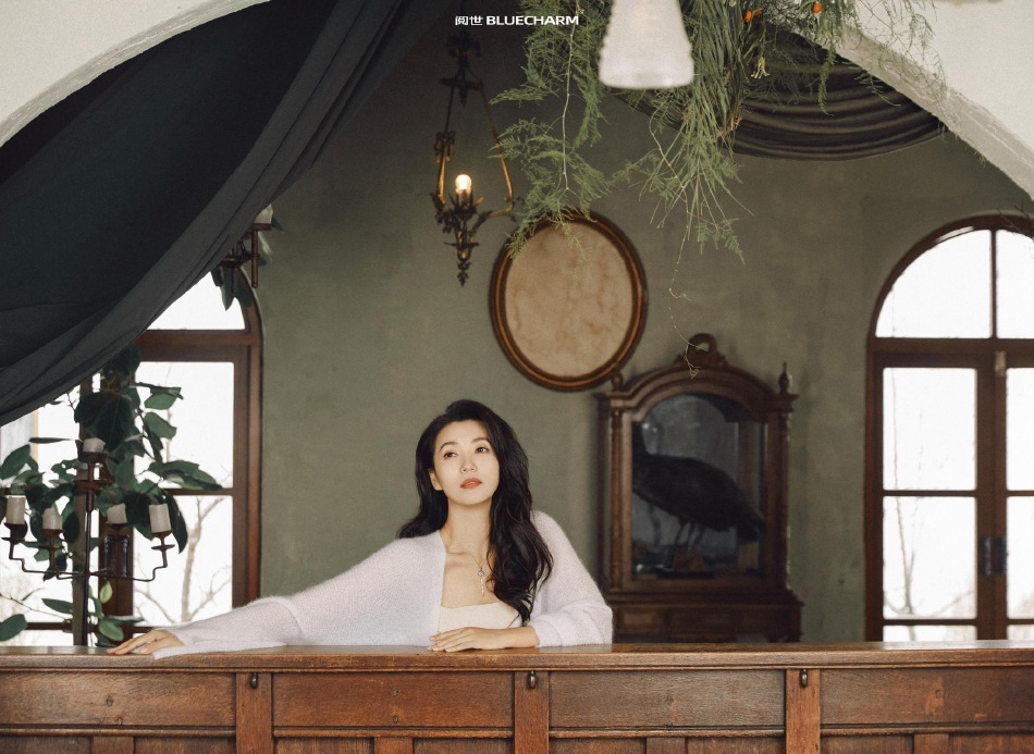 陈好时尚造型百变风格杂志写真