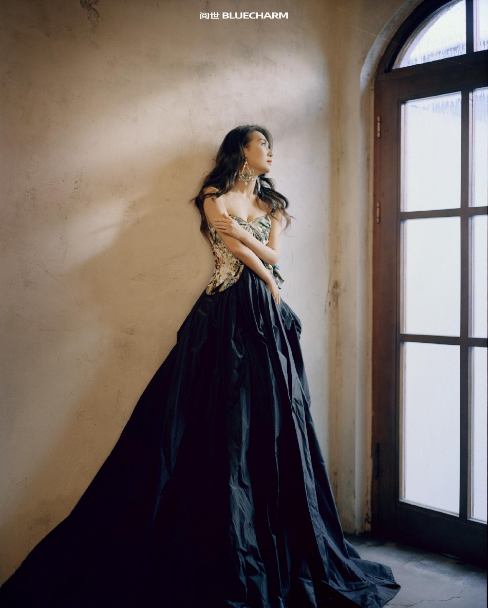 陈好时尚造型百变风格杂志写真