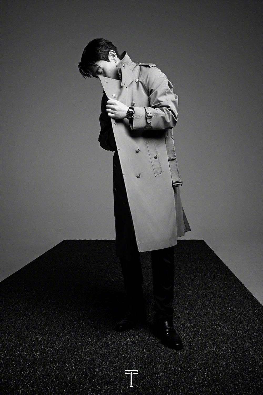 邓伦套装叠穿尽显矜贵质感写真