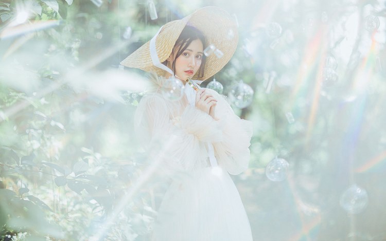 Beautyleg酷似Angelababy学生装丝袜美女