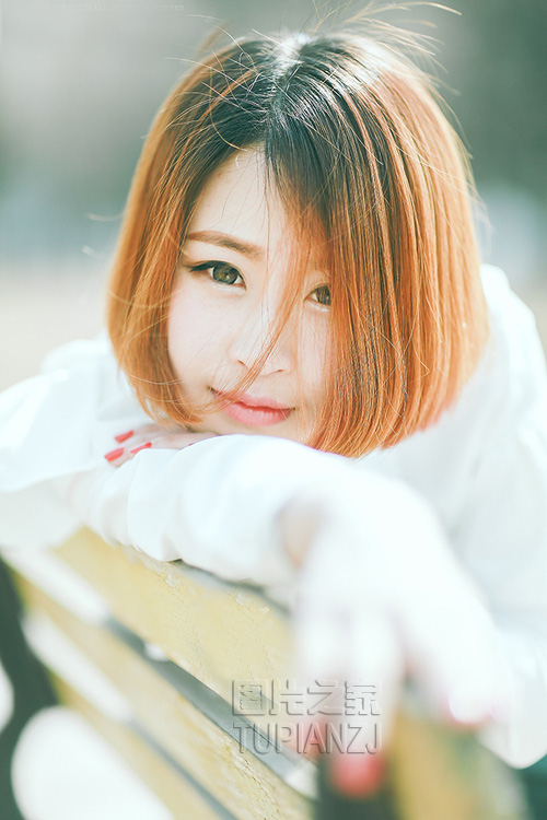 校花纯白清纯照 空灵可人