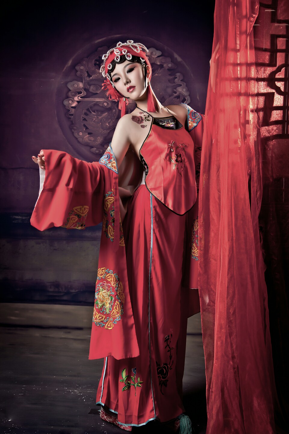 性感古装肚兜美女