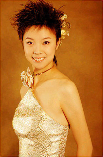 张怡宁时尚写真 赛外女人味十足