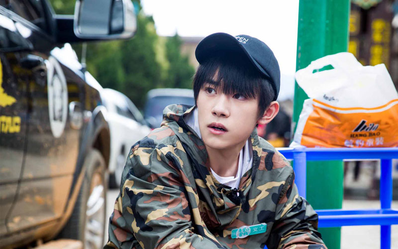 易烊千玺《亲爱的客栈》剧照图片