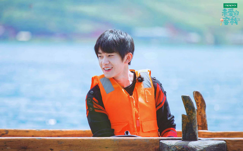 易烊千玺《亲爱的客栈》剧照图片