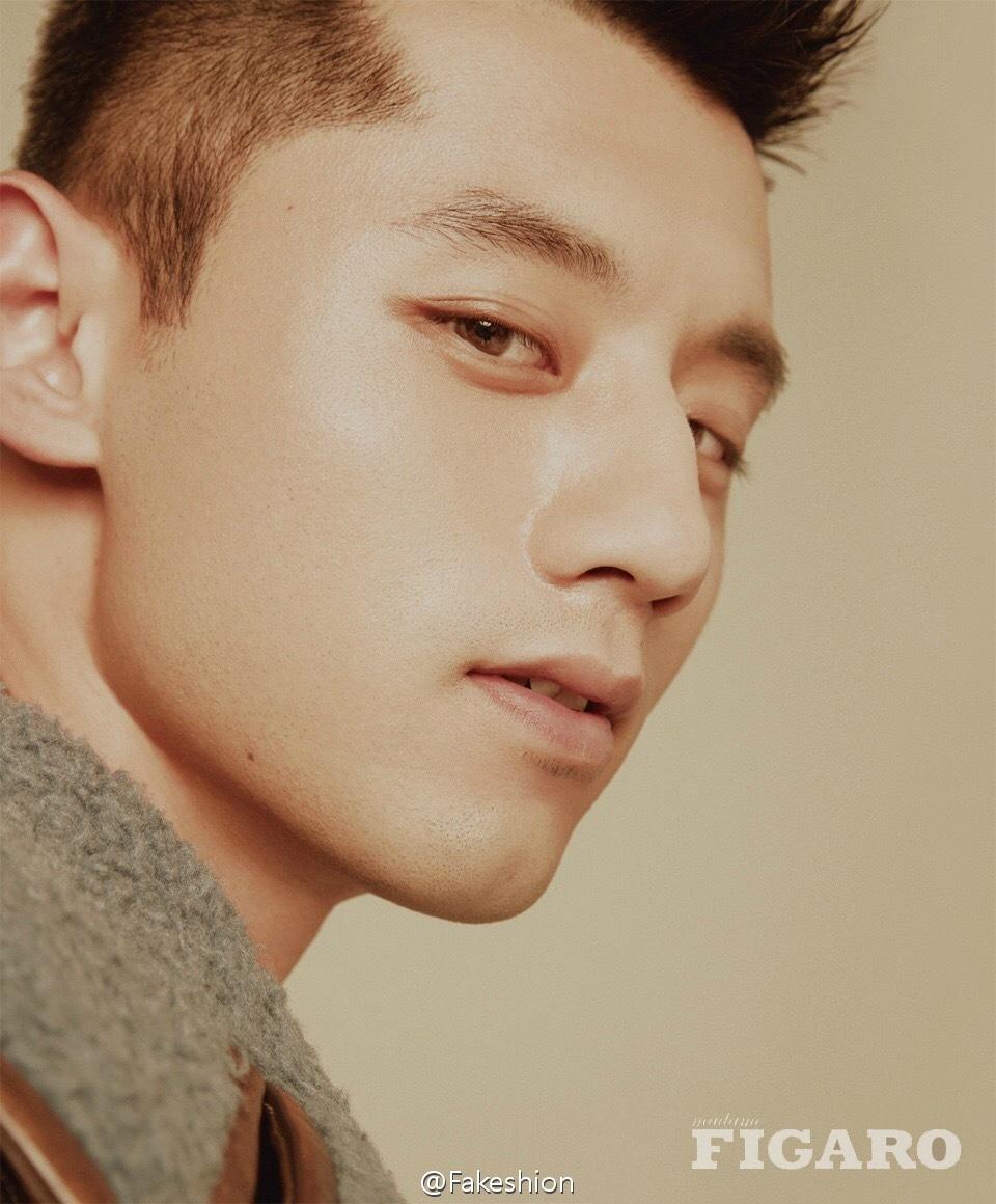 有点可爱又有点帅气的小藏獒张继科撩妹图片