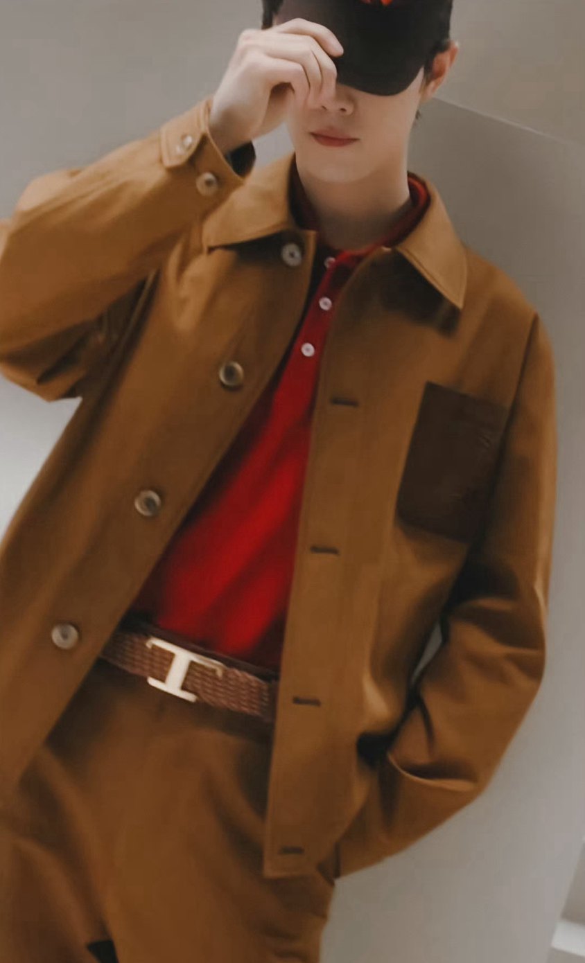 肖战春夏时尚大片意式摩登感演绎绅士之姿