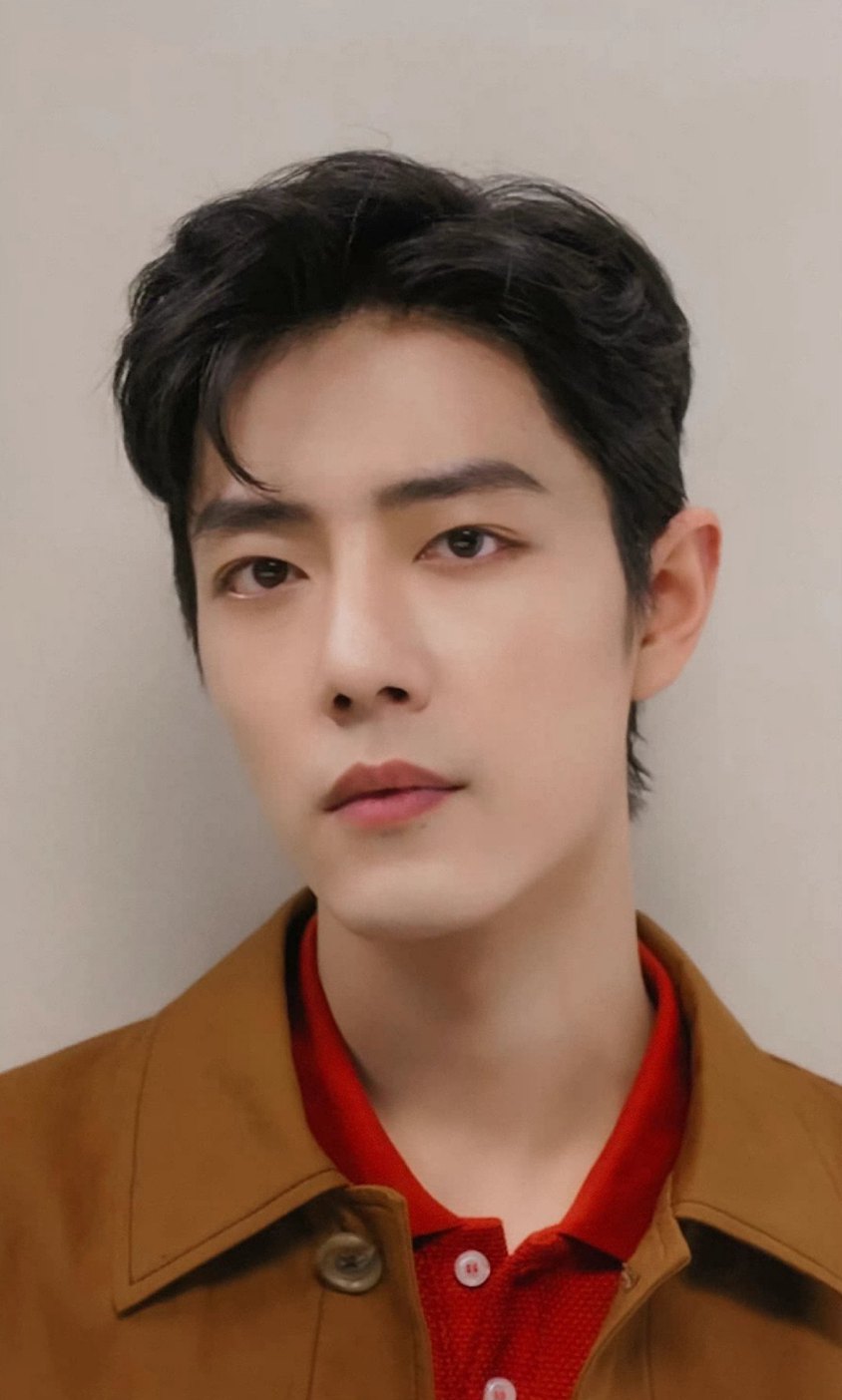 肖战春夏时尚大片意式摩登感演绎绅士之姿