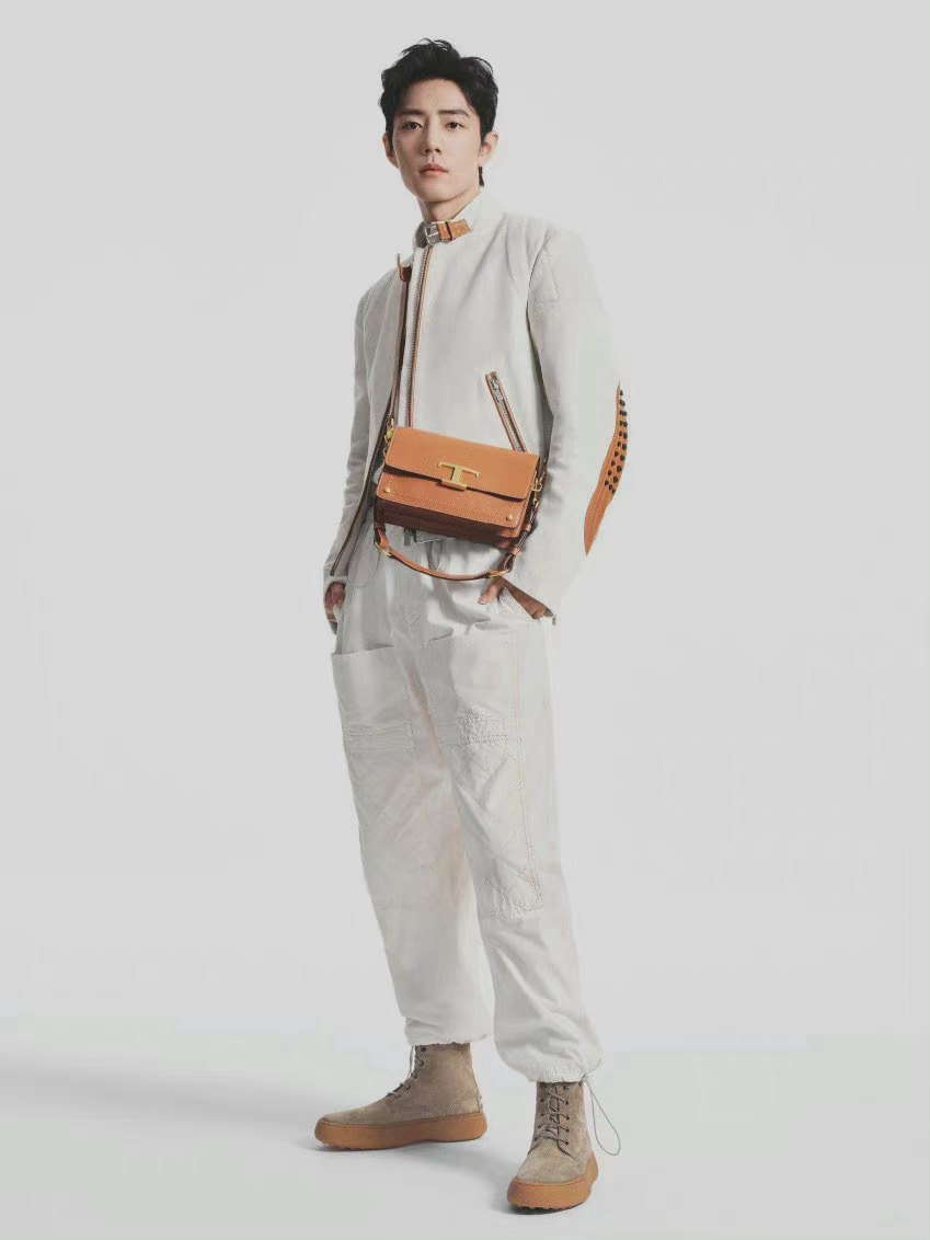 肖战春夏时尚大片意式摩登感演绎绅士之姿