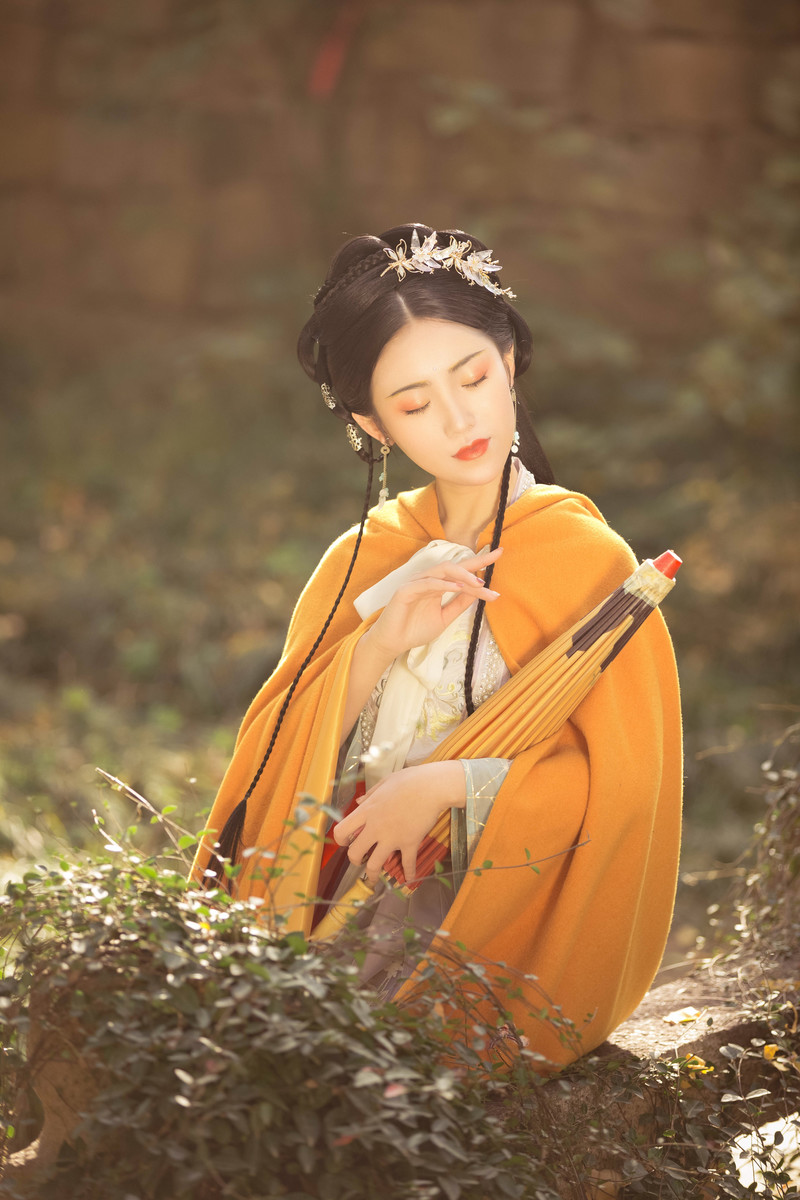 温柔娴淑的汉服美女气质纤尘不染唯美古风图片