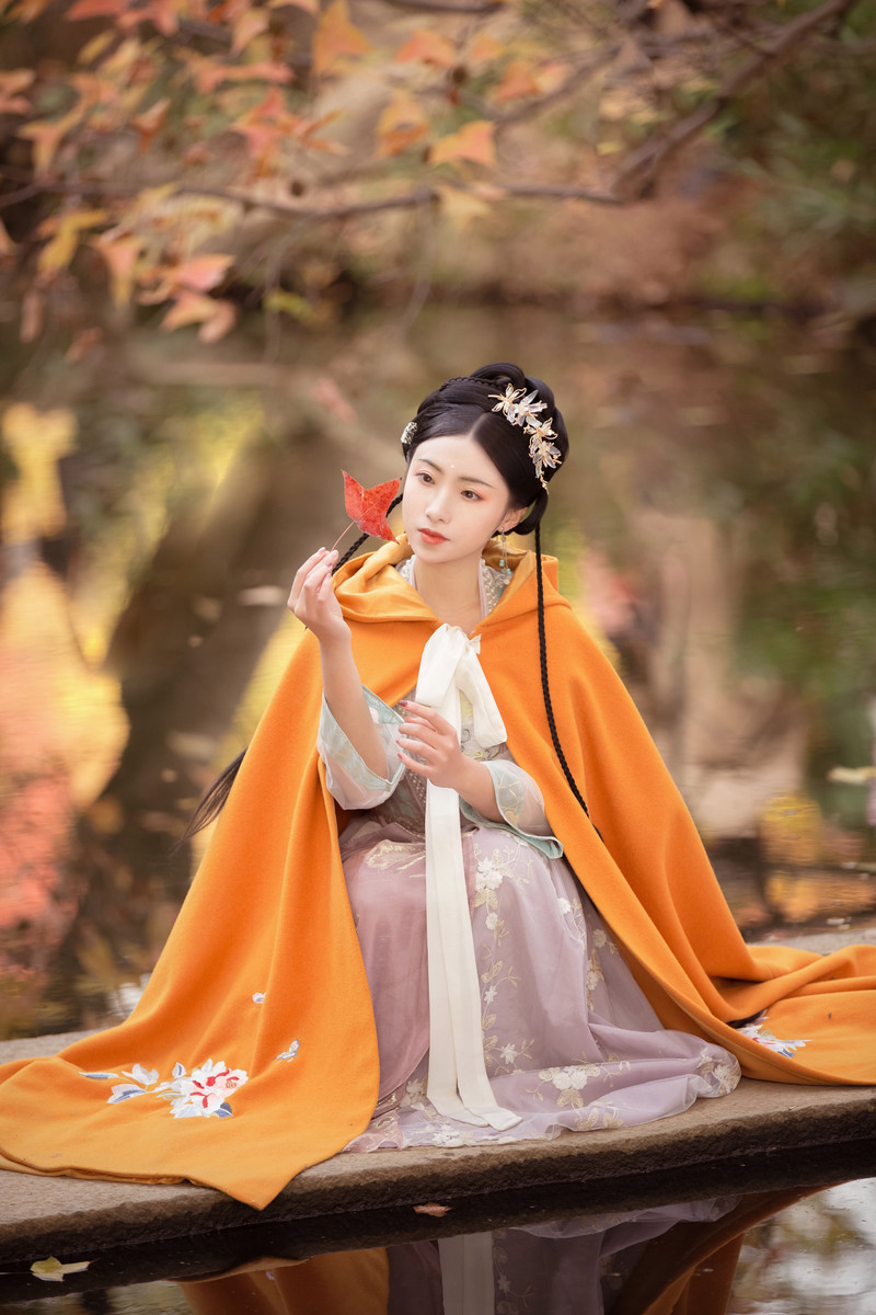 温柔娴淑的汉服美女气质纤尘不染唯美古风图片