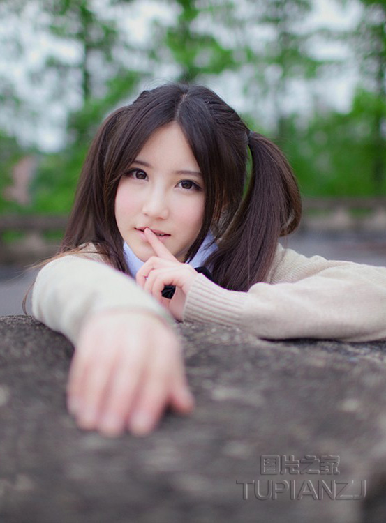 90后校园清纯美女生活照 转角遇见爱