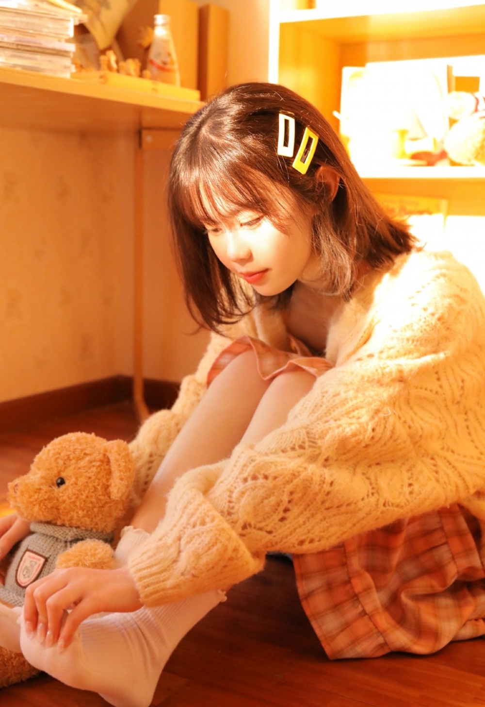 漂亮可爱的娃娃脸美女阳光下清丽动人唯美写真摄影