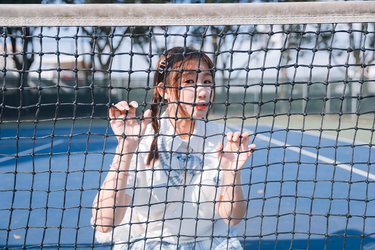 校园清纯美少女萌妹白丝美腿阳光养眼写真图片