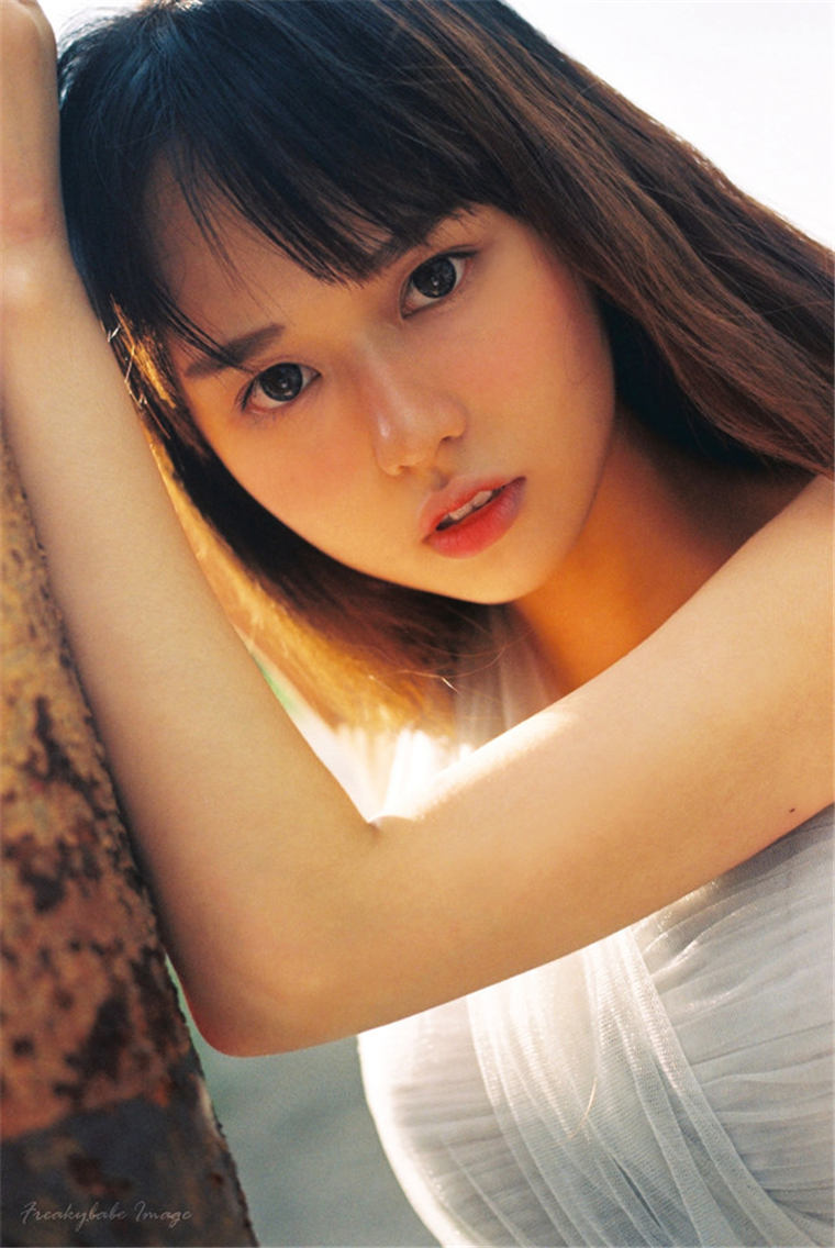 寂寞少妇沁馨美胸肥臀性感丁字裤大胆艺术照