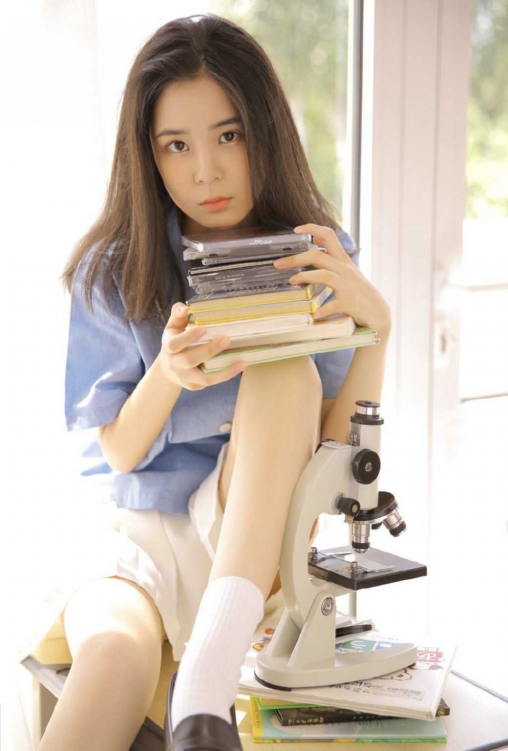 极品尤物化身迷人小萝莉乖巧迷人艺术摄影