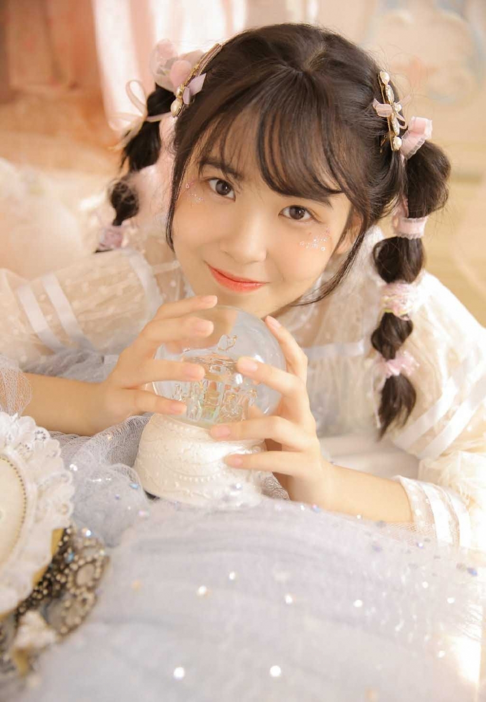 极品尤物化身迷人小萝莉乖巧迷人艺术摄影