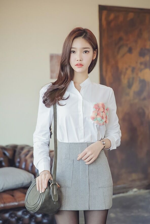 韩国长腿黑丝气质美女