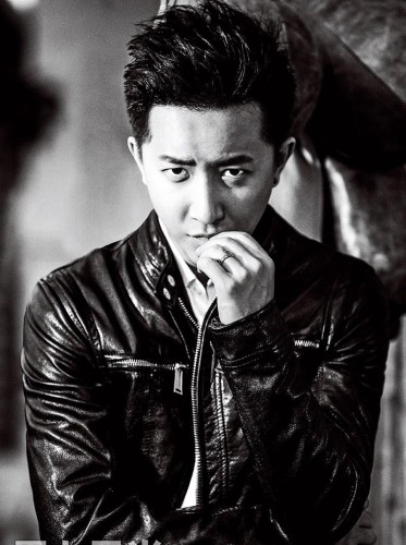 韩庚杂志封面大片 释轻熟男的阳刚柔情