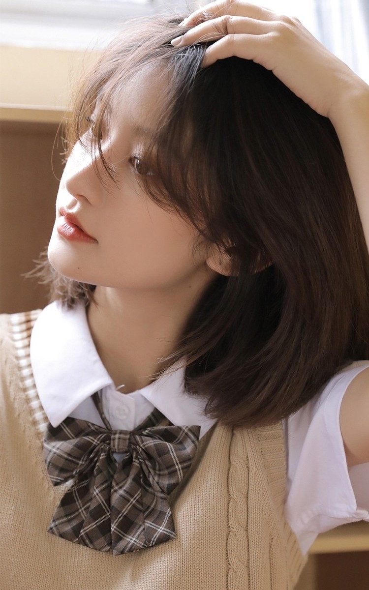 漂亮学生妹长相清秀日系美女图