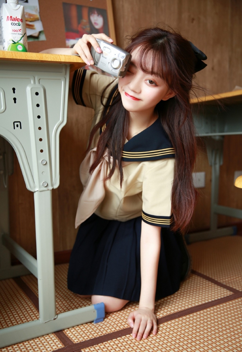 JK制服美女笑靥如花唯美写真集