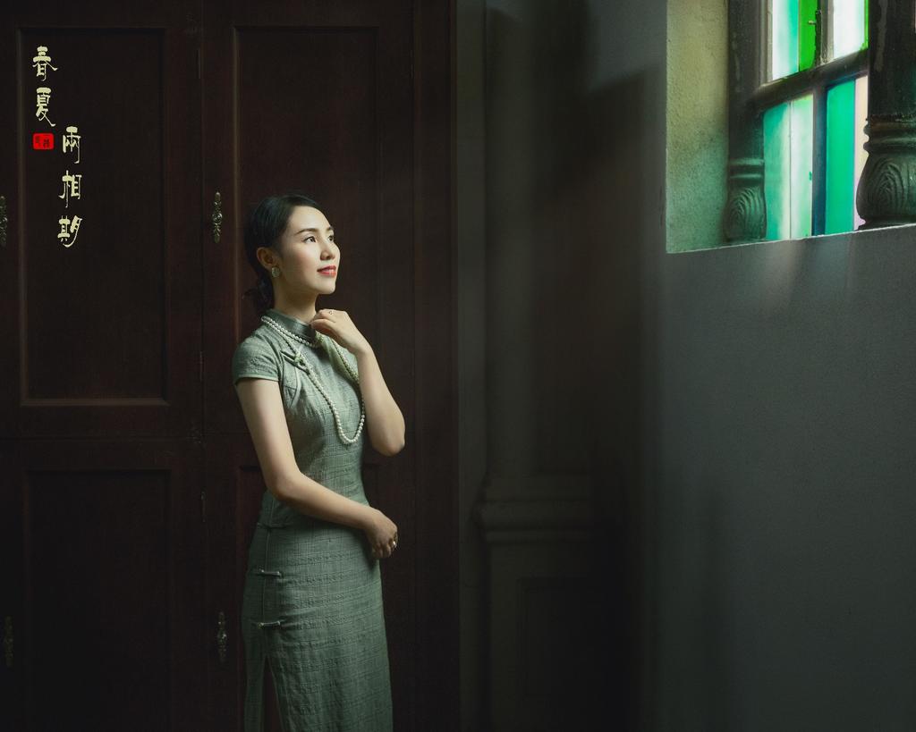 长发美女温泉写真