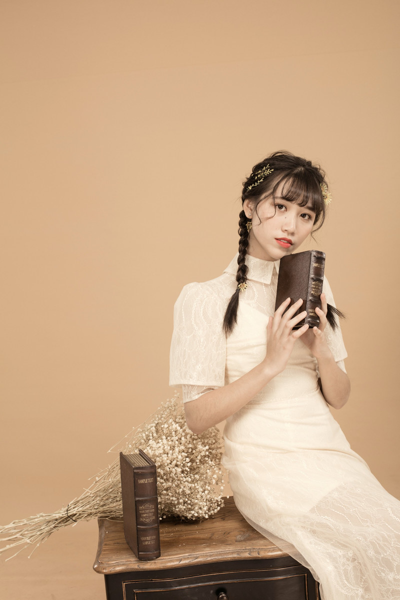 [爱蜜社]宅男女神小狐狸极致透视装长腿诱惑的丝袜美腿